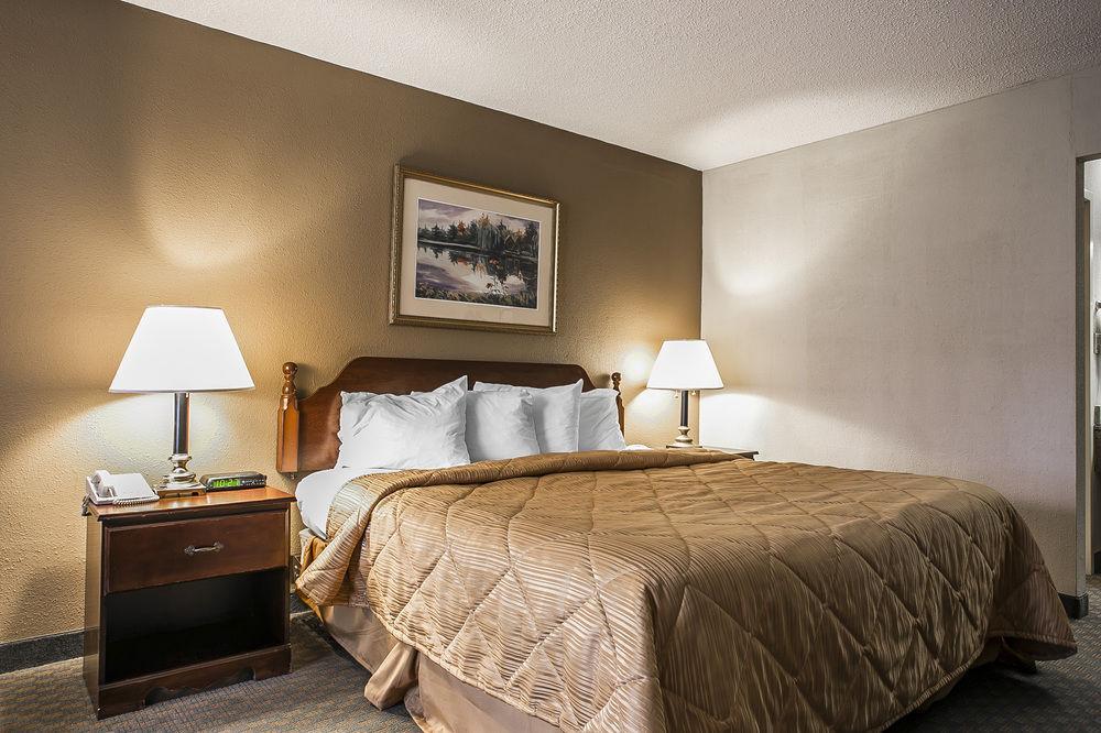 Quality Inn & Suites Santee Ngoại thất bức ảnh
