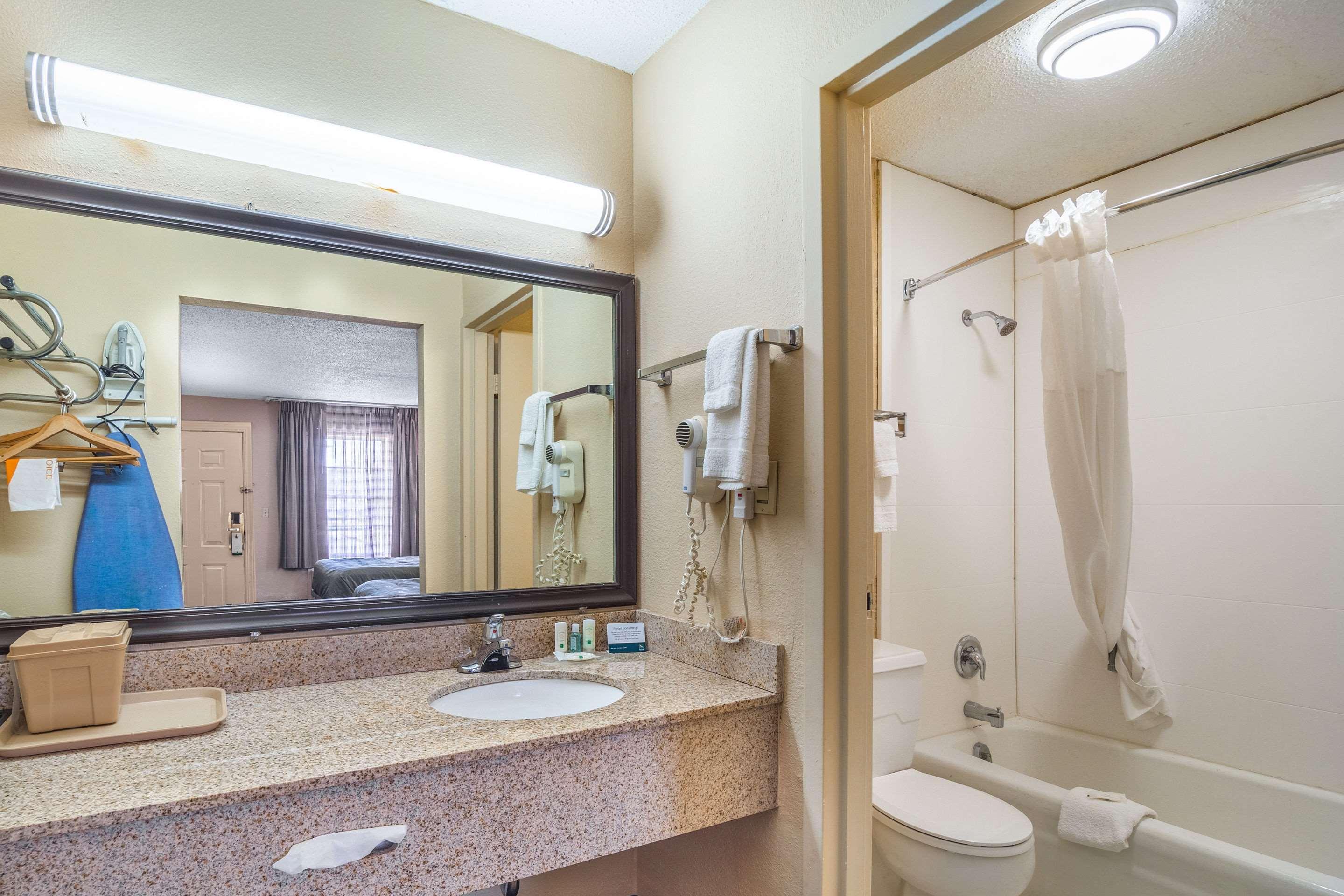 Quality Inn & Suites Santee Ngoại thất bức ảnh