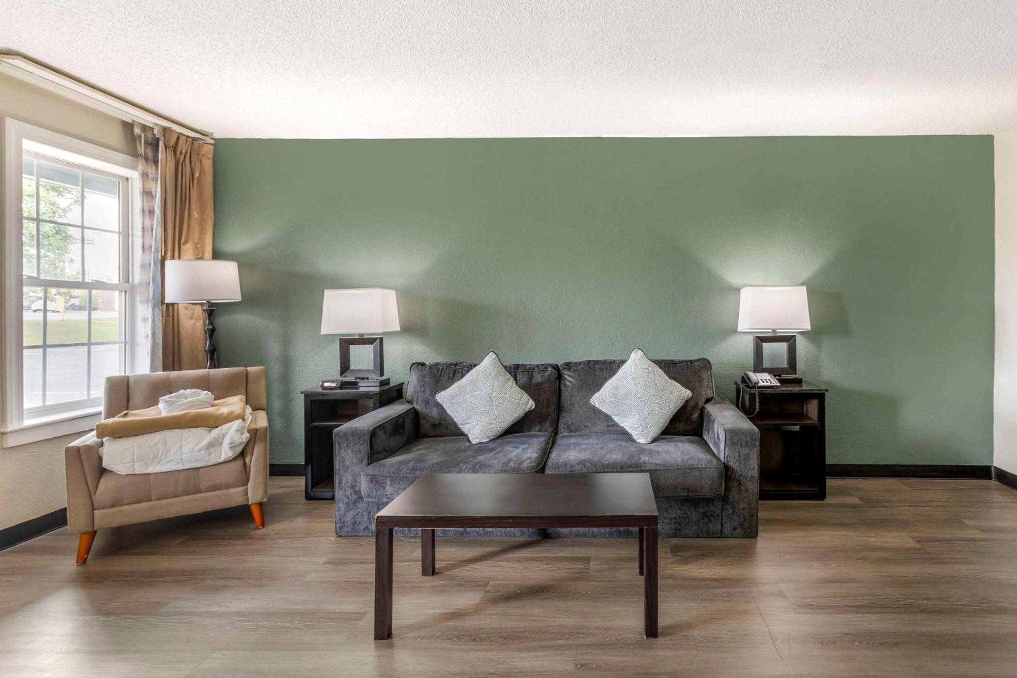 Quality Inn & Suites Santee Ngoại thất bức ảnh